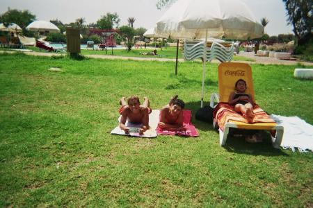 moi et hasna et encord la grose tete de nordine